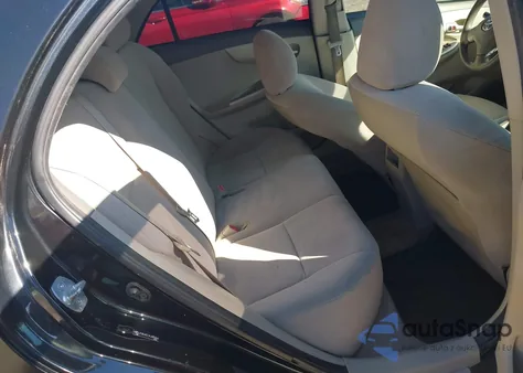 2010 Toyota Corolla Le z USA, uszkodzony, nr VIN JTDBU4EE2AJ085864